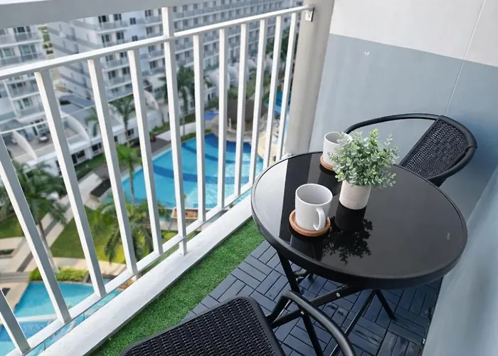 Shell Residences Near Moa & Naia By Cloud White * 马尼拉