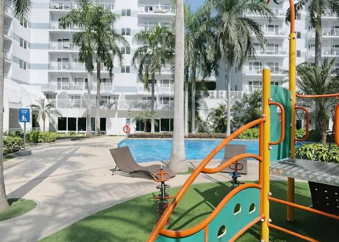 Shell Residences Near Moa & Naia By Cloud White 马尼拉