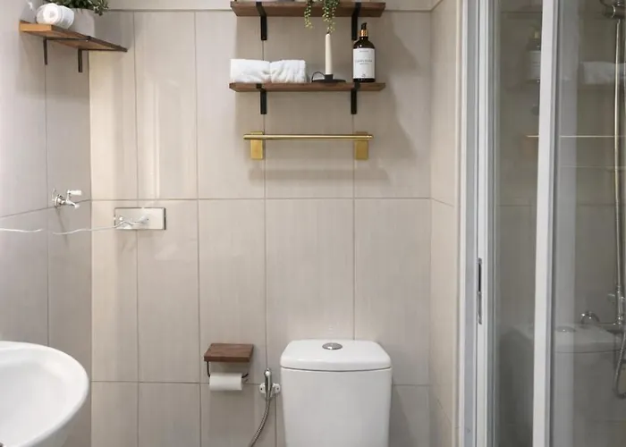 Shell Residences Near Moa & Naia By Cloud White 马尼拉